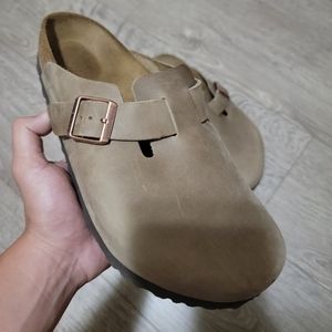 Birkenstock boston oiled leather.